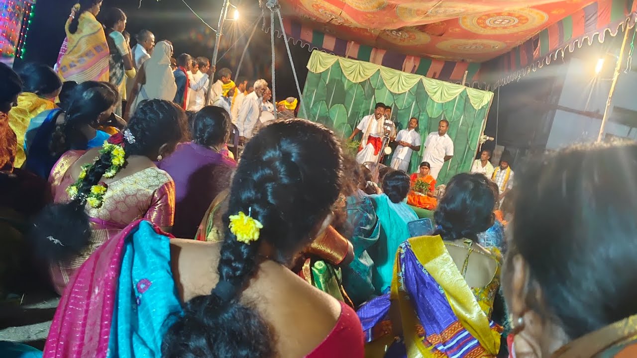 మొబైల్స్ అన్ని పక్కన పెట్టి. ఇంట్రెస్టుగా ఒగ్గు కథ. అప్పట్లో ఇదే కదా ఎంటర్టైన్మెంట్# viral videos#