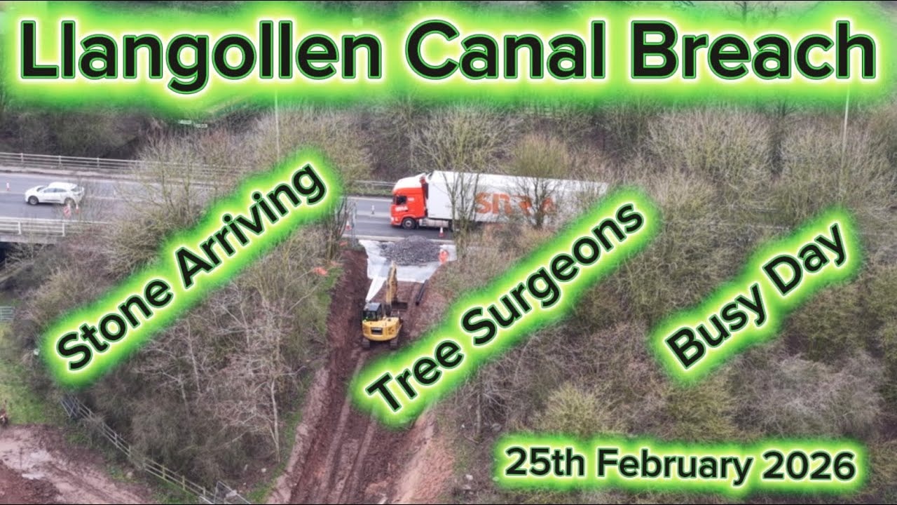 Llangollen canal breach 25th February 2026 - first gravel arrives - field emptying 