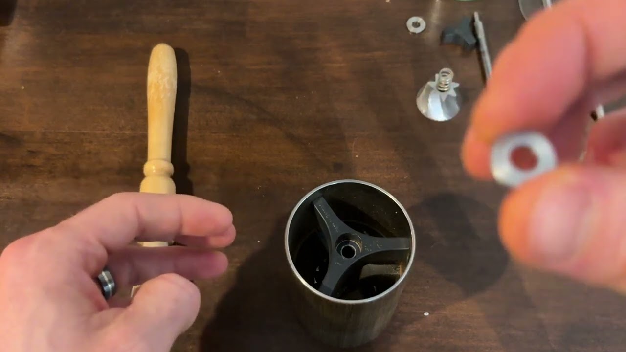 Commandante C40 Mk.3 coffee grinder - How To: disassembly for cleaning and reassembly