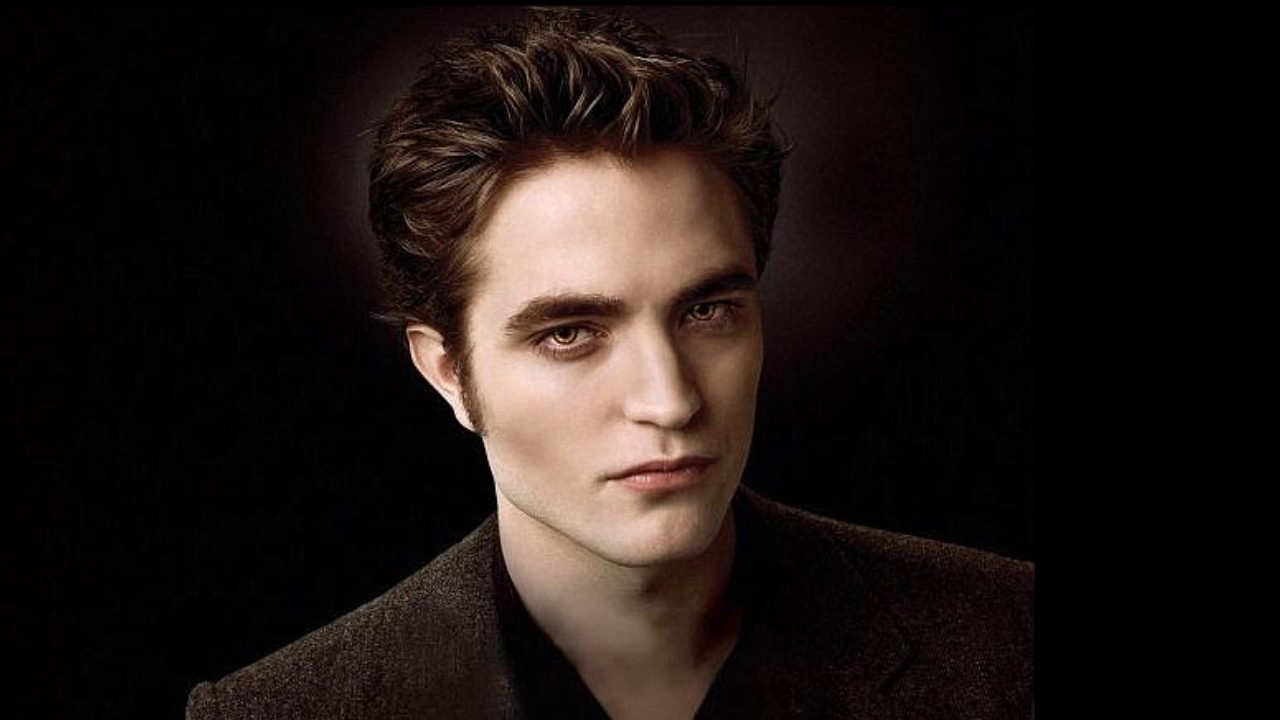 (ASMR Twilight Roleplay) Edward In Your Room. Struggling to Control himself.
