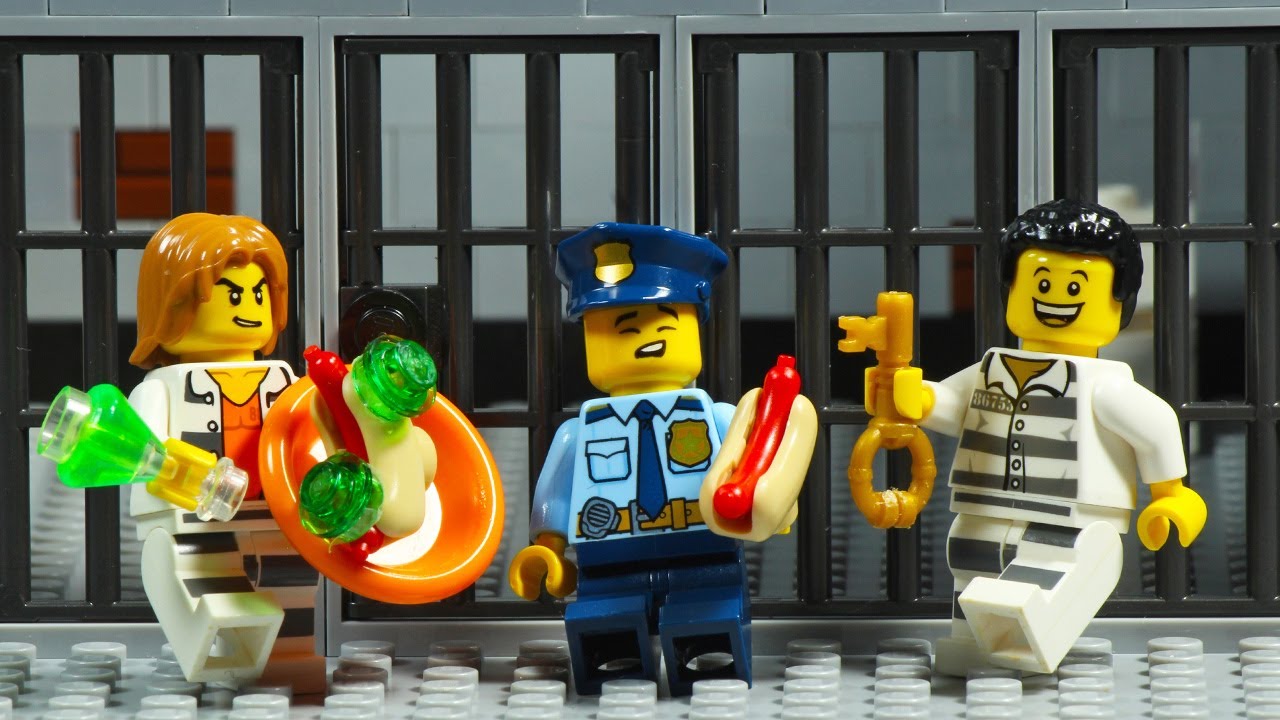 Lego City Prison Break Secret Plan Escape Tunnel