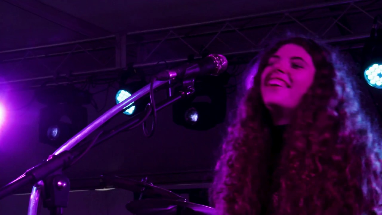 Hannah Wicklund & the Steppin' Stones | 
