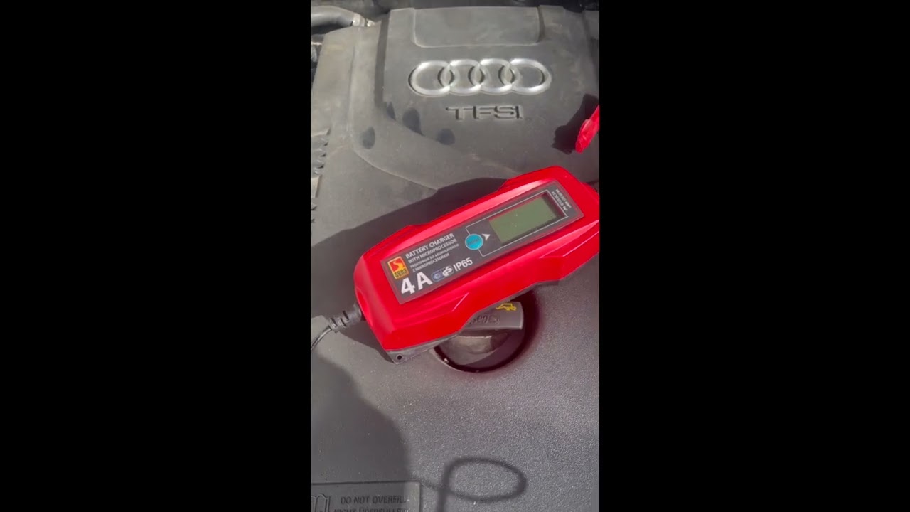 Audi A4 B8 ładowanie akumulatora, Batterieladung, battery charging