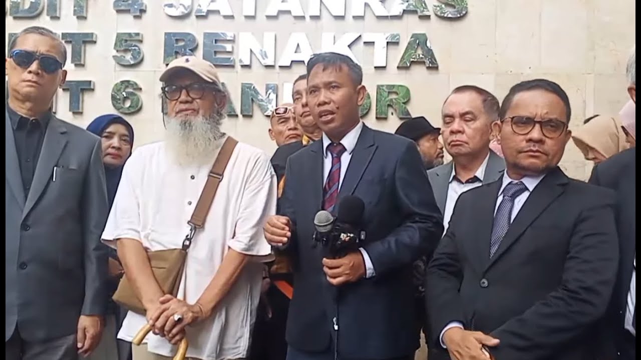 LIVE 🔴KONFERENSI PERS ROY SURYO CS❗TANTANG JOKOWI HADIR DI PENGADILAN APAKAH BERANI SEPERTI DI PSI