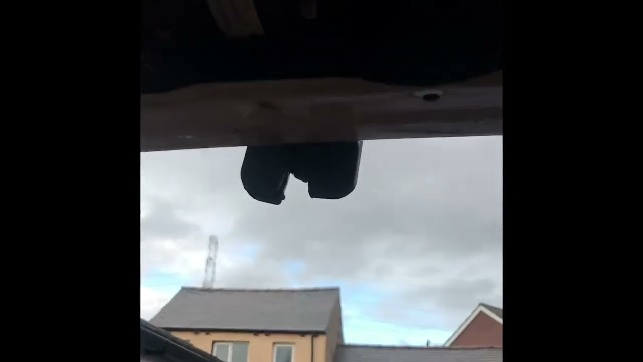 VW Caddy 2K Tailgate Lock Replacement