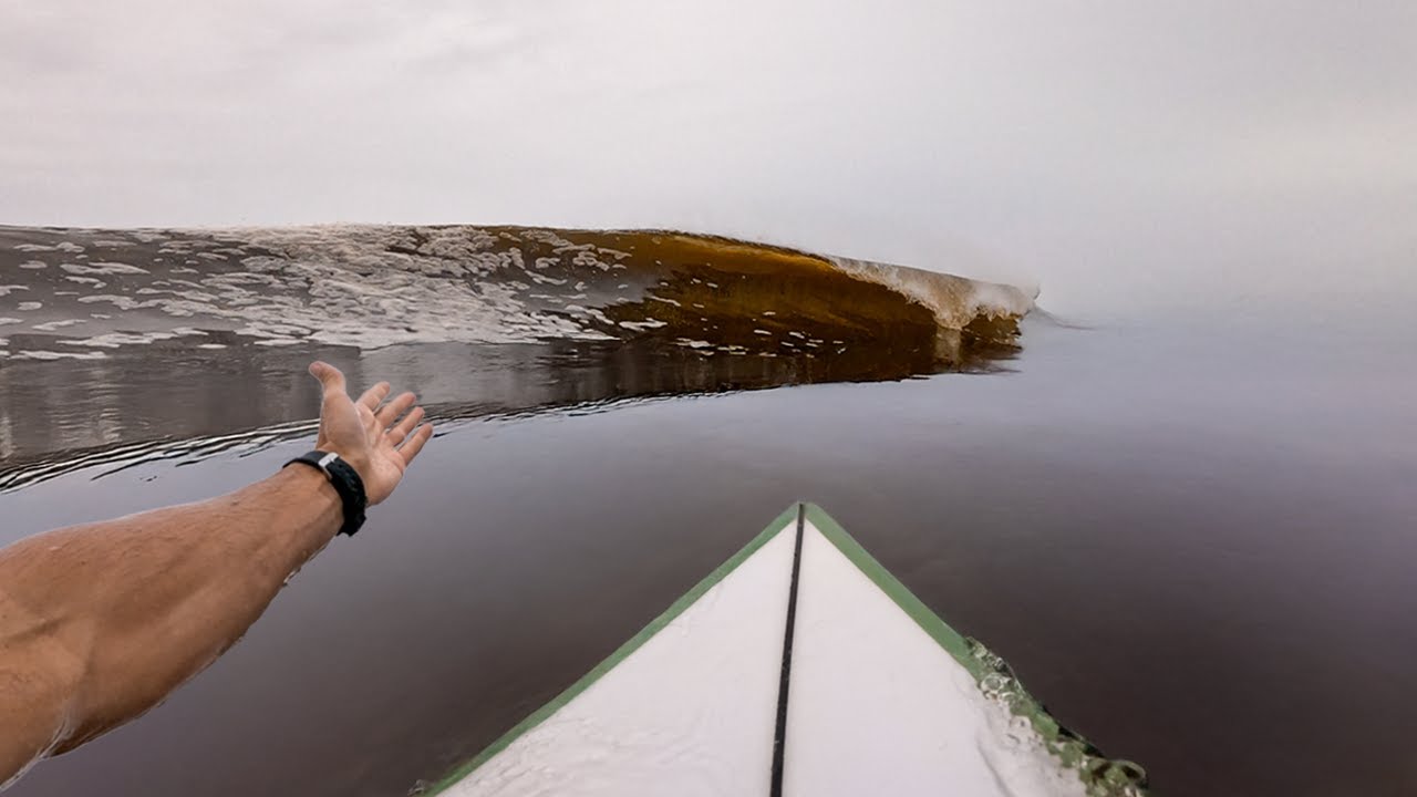 СЕРФИНГ ПО САМЫМ БЕЗУМНЫМ ШОКОЛАДНЫМ ВОЛНАМ... В МИРЕ! (RAW POV)