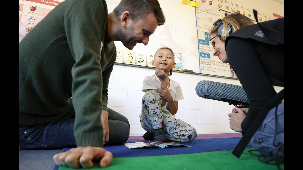 История, стоящая за Sold a Story