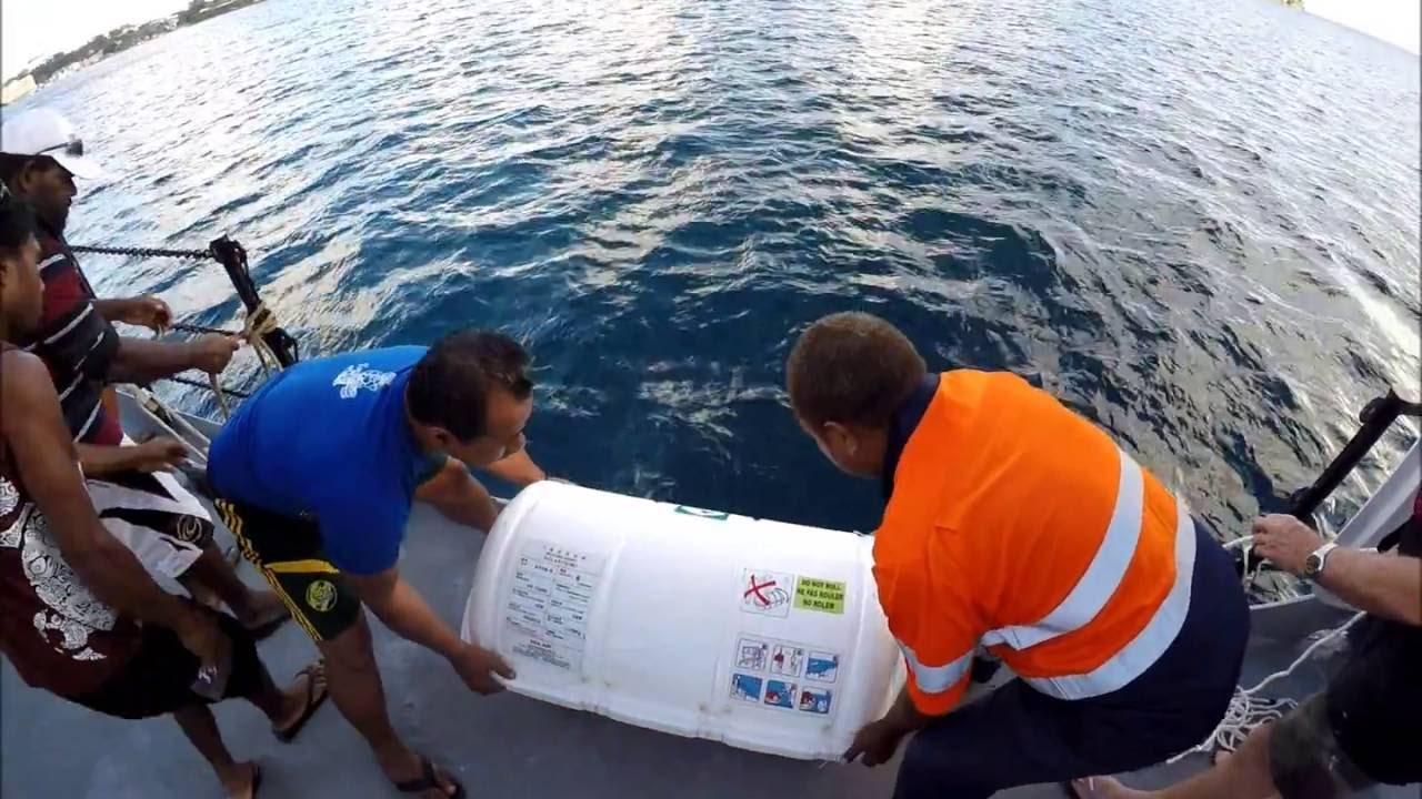 SEA - AIR 6 Man Life Raft Deployment Exercise MASSV Vanuatu