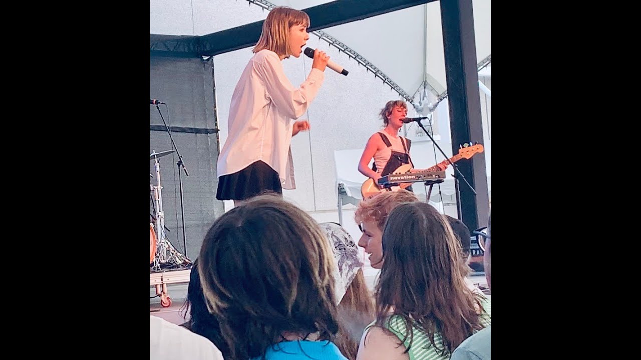 The Regrettes - Barely On My Mind (Live) @ Innovation Fest Kansas City 8/6/2022