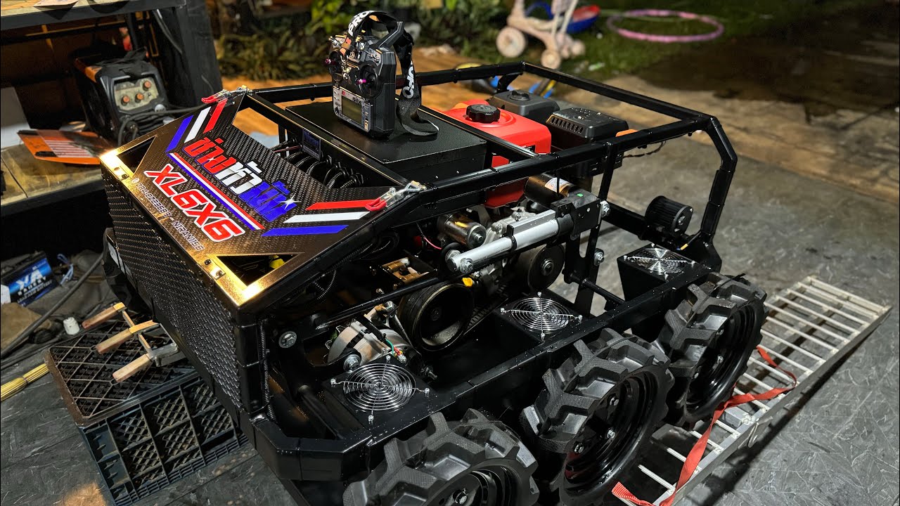 ￼ รถตัดหญ้าบังคับวิทยุช่างหัวมันXL6*6