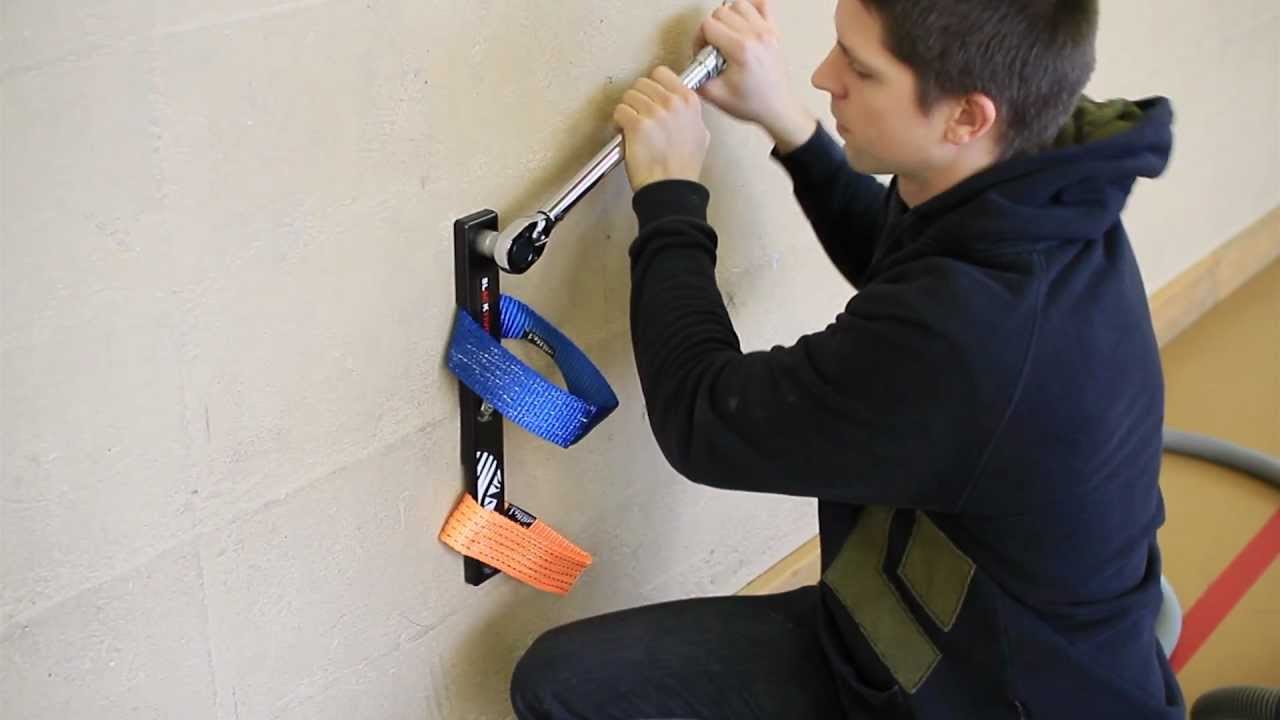Installation der Slackline-Wandhalterung FLAT