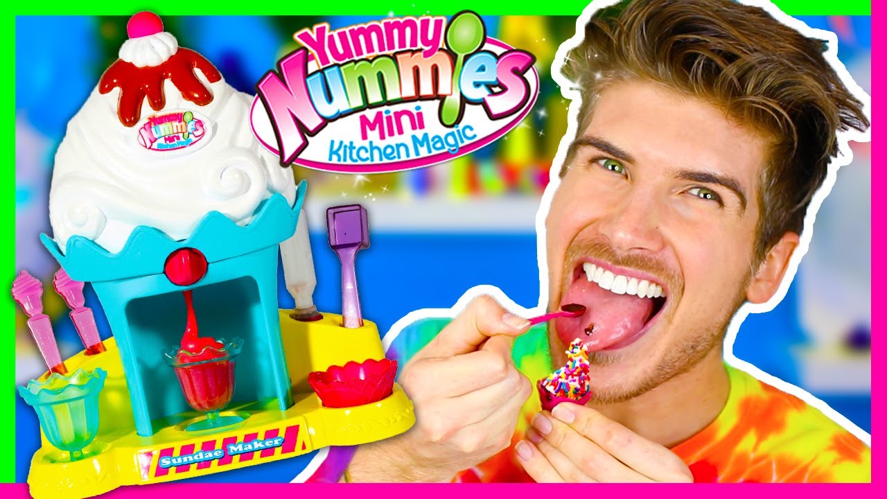 MAKING MINI ICE-CREAM - YUMMY NUMMIES!