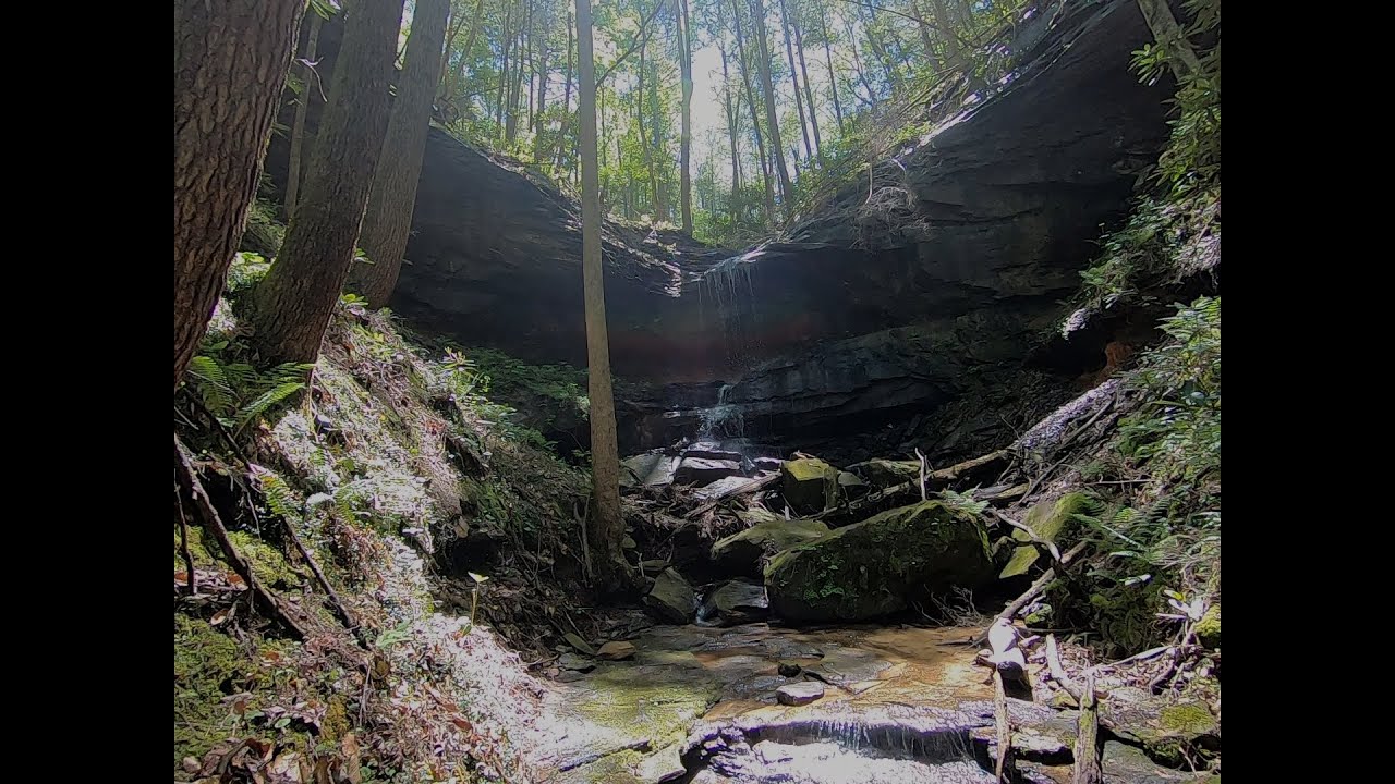 A forgotten hotel, ferry crossing and an amazing waterfall all on the Blue Bend Trail!