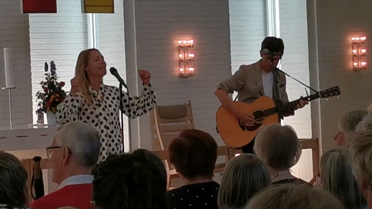 Alberte Winding og Andreas - Fredes sang - m&oslash;rdrup kirke maj 23