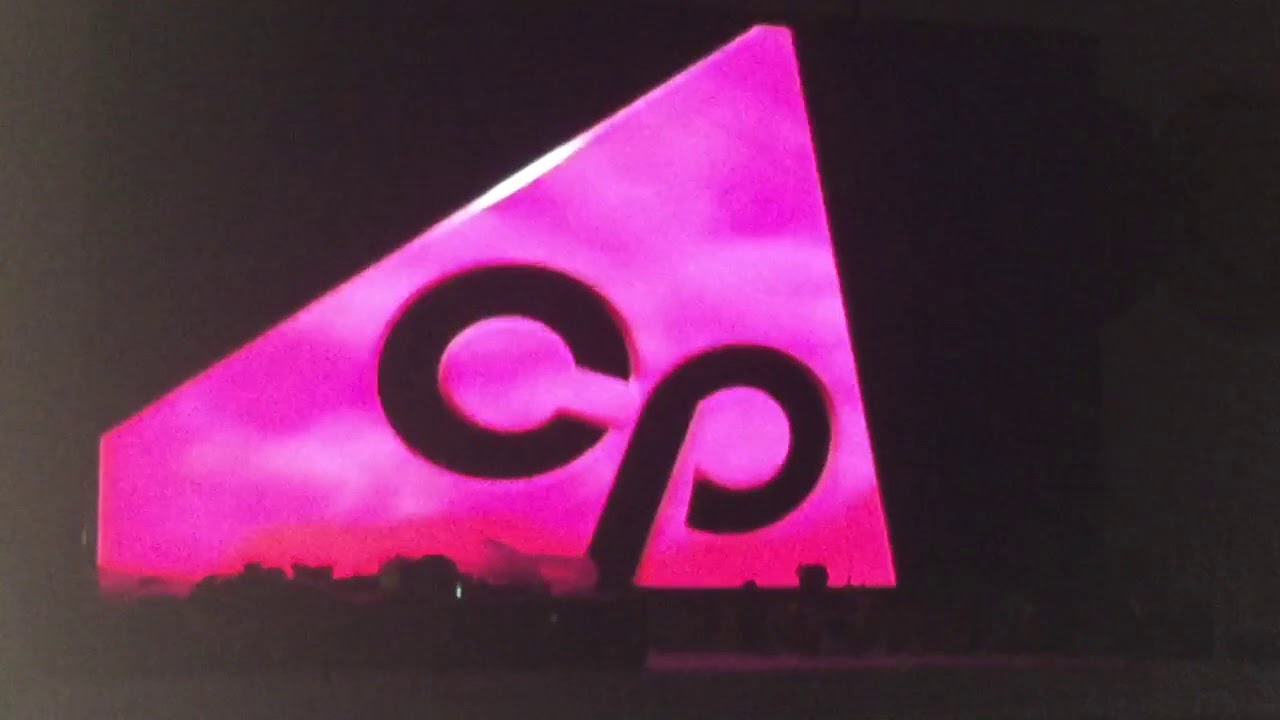 Deluxe digital studios / macrovision logo 2002