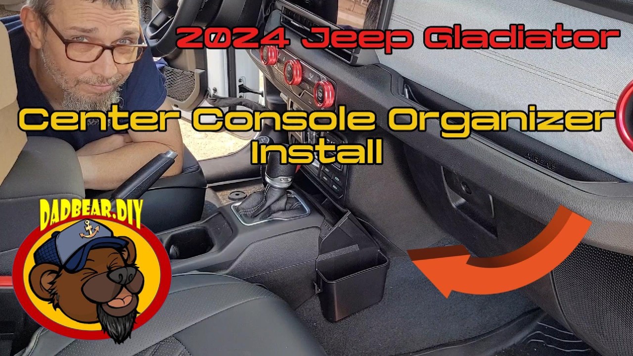 Установка органайзера в центральную консоль на Jeep Gladiator 2024 года.