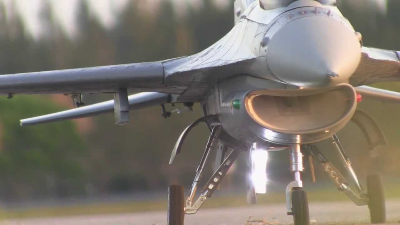 Freewing F-16 with Mr RC Sound Module