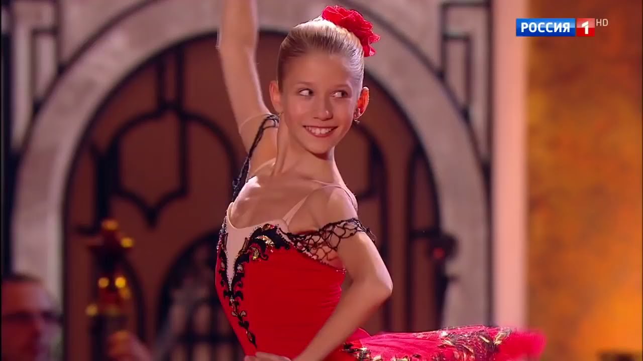 ヴェーラ・シパコフスカヤ（9歳）エスメラルダのヴァリエーション