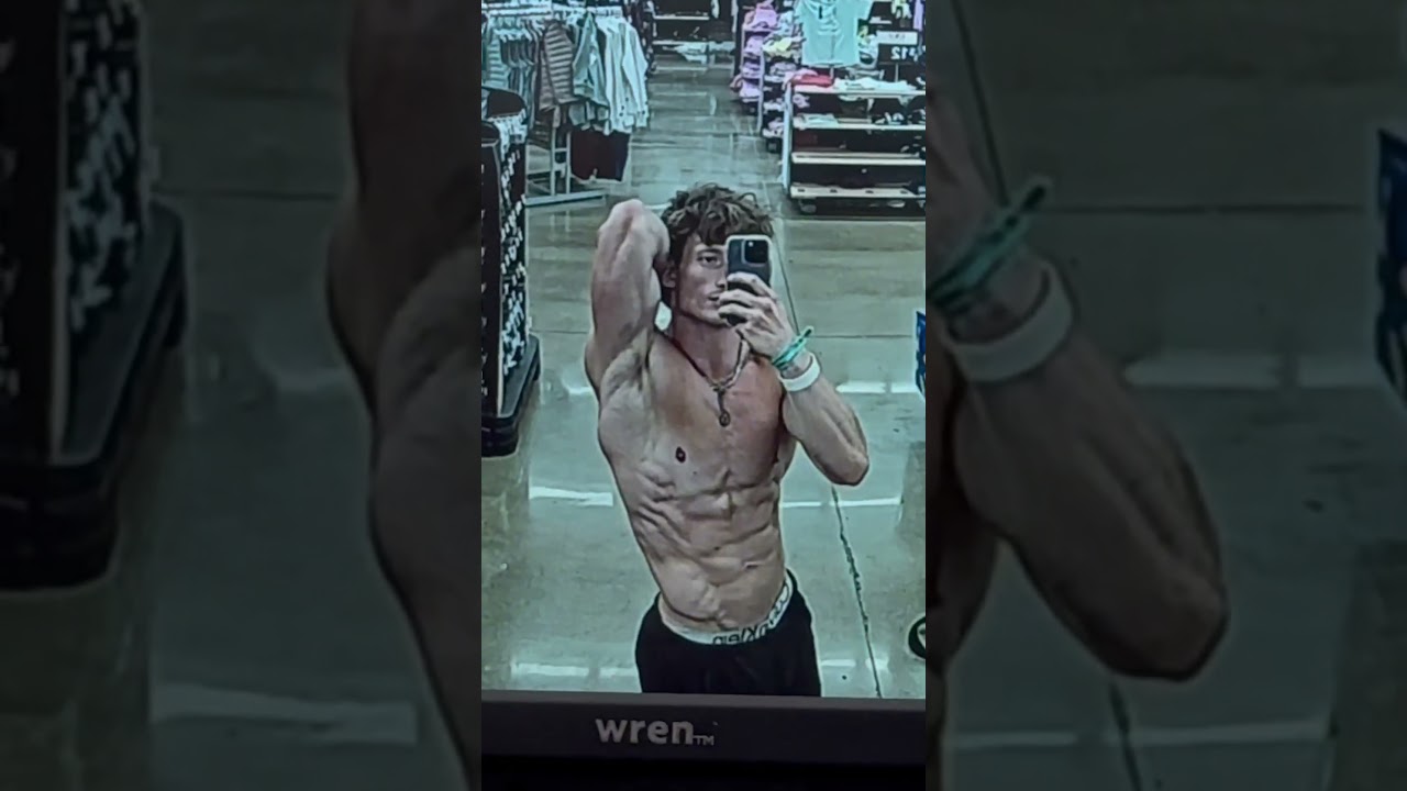 Most Aesthetic Serratus on this App? #gymmotivation