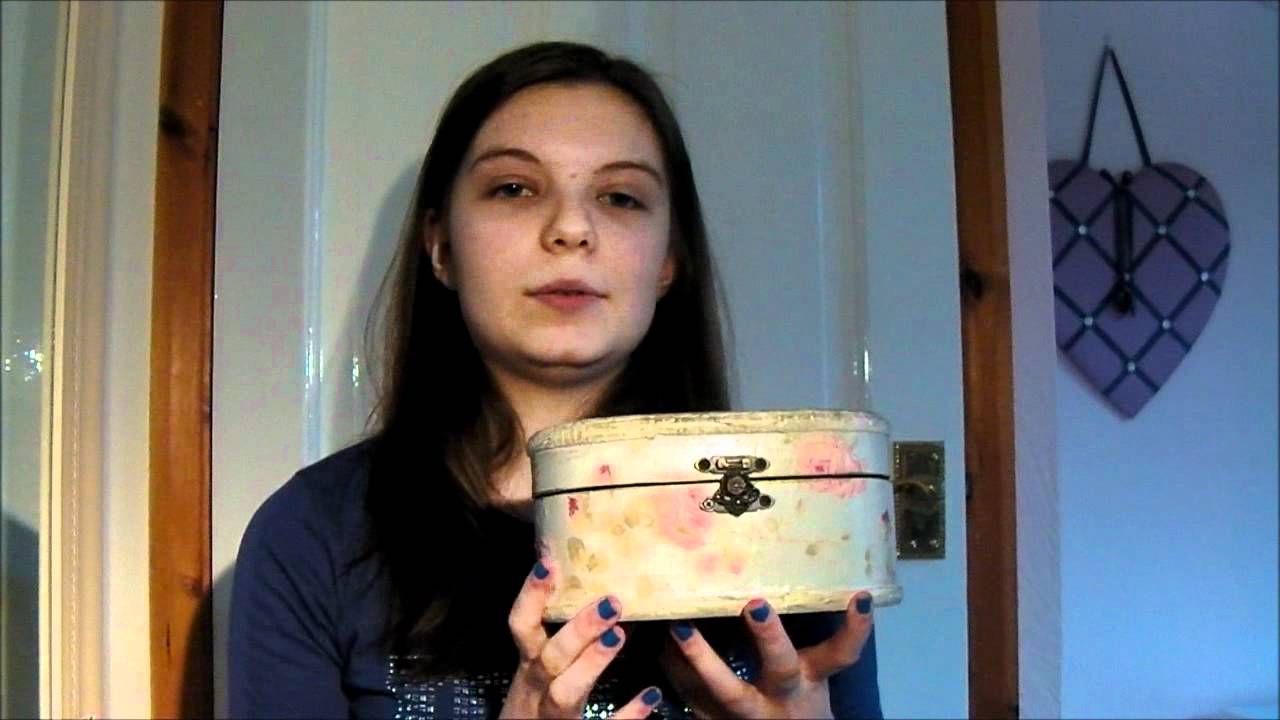 Reply Video To EllesGlitterGossip 