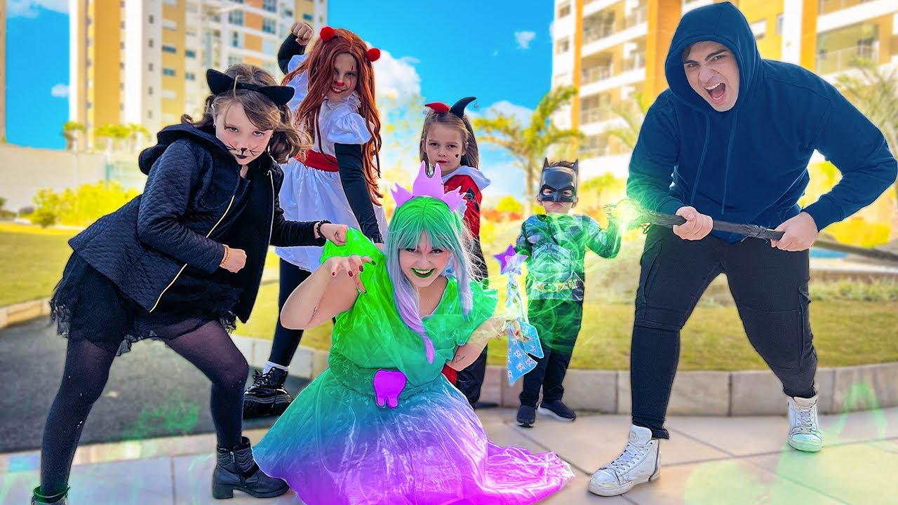 TODOS OS FILHOS DE TODOS OS SUPER VILÕES DERROTARAM A FADA DO DENTE DO MAL E MANDARAM ELA EMBORA !!!