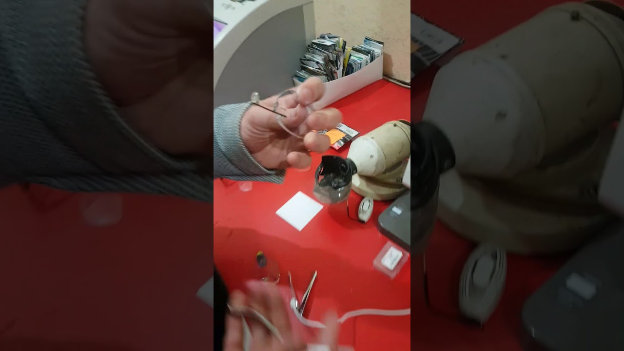 Optisyenlik öğrencileri için atolye dersi