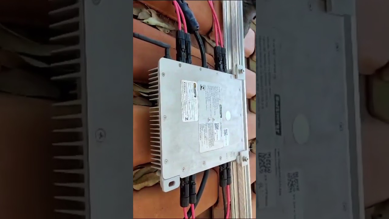 Significado das luzes do Microinversor Deye Sun-2000G3-US220 ( Parte 01).