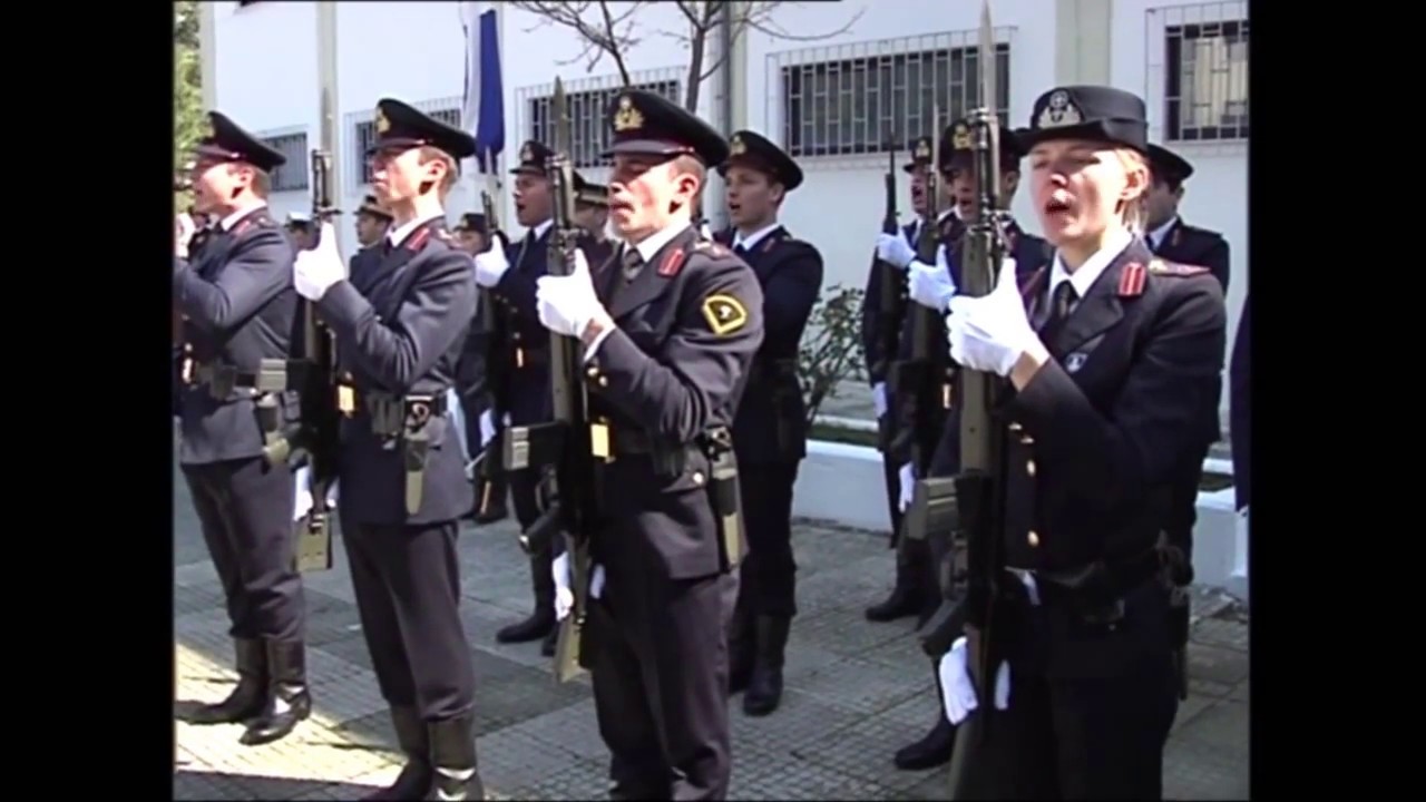 Τελετή Απονομής Πολεμικής Σημαίας στη Σ.Α.Ν.