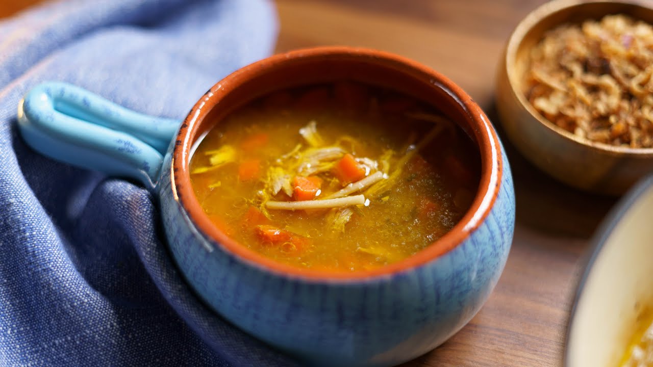 شوربة النودلز بالدجاج بإسهل طريقة One Pot Hearty Chicken Noodles Soup