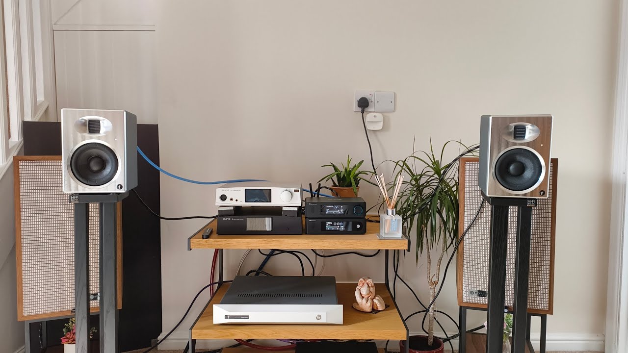 Is this the greatest miniature Hi-Fi System ever? #aune #audimaxim #S-5 Actives #n5evo