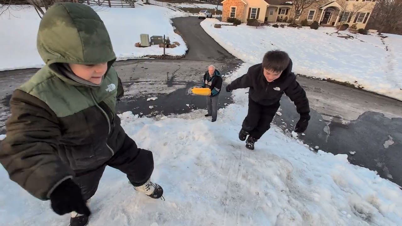 AWESOME snow fort 