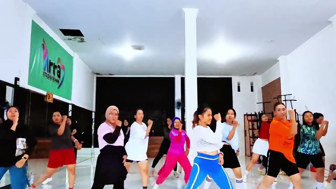 OH CAROL//REMIX//WURM UP//ZUMBA//COREMOTION//ZGTEAM//GF1