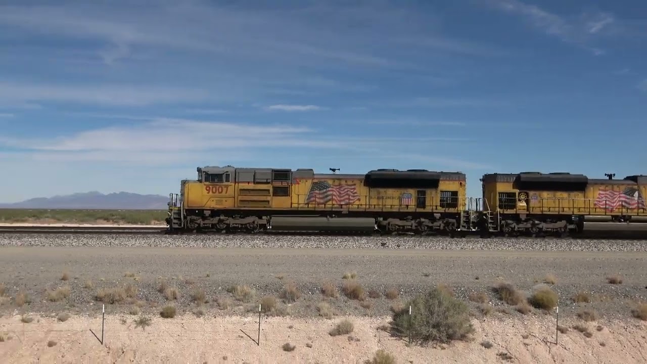 Rebuilt Dash 9's, Amtrak, F59PH, oil leak, Patched Southern Pacific, & more - El Paso, TX, & NM