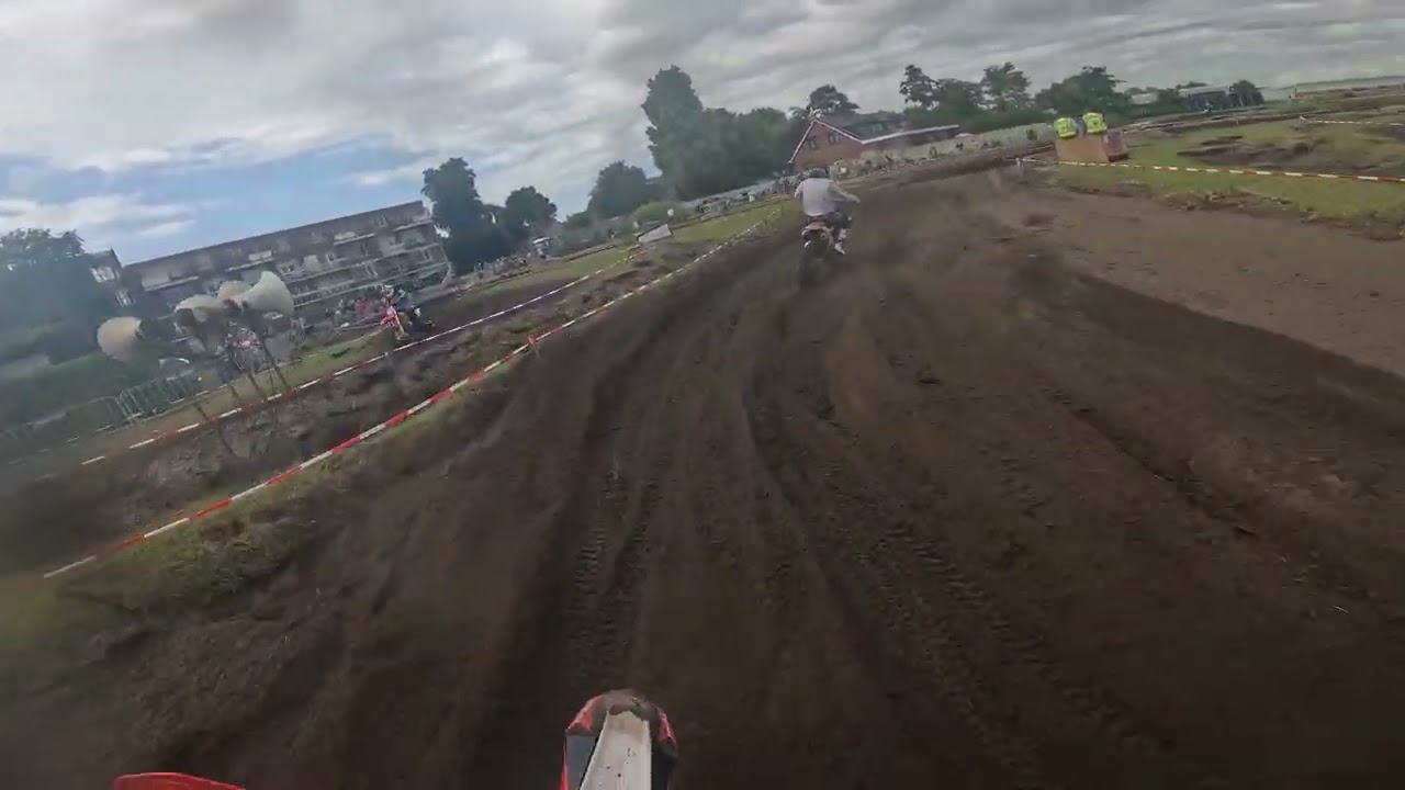 Start 2e manche Kermiscross Noordwijkerhout 2025