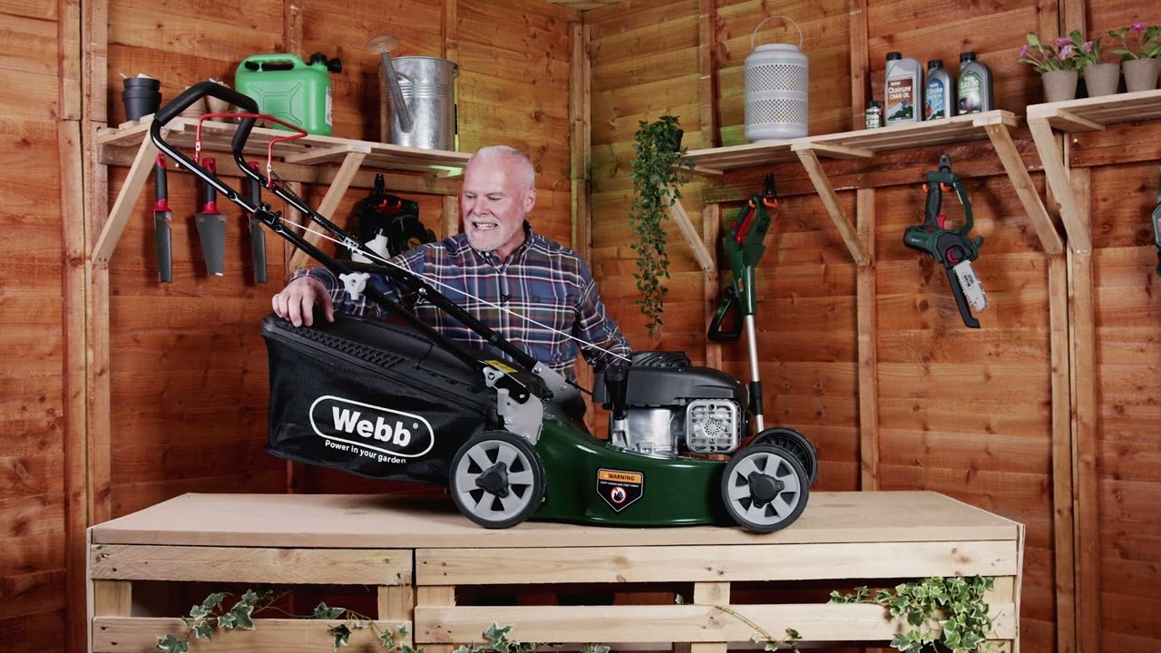 Webb WER18HP4 Webb Supreme 46cm (18″) 4 Swing Tip Blade Petrol Lawn Mower - Features & benefits