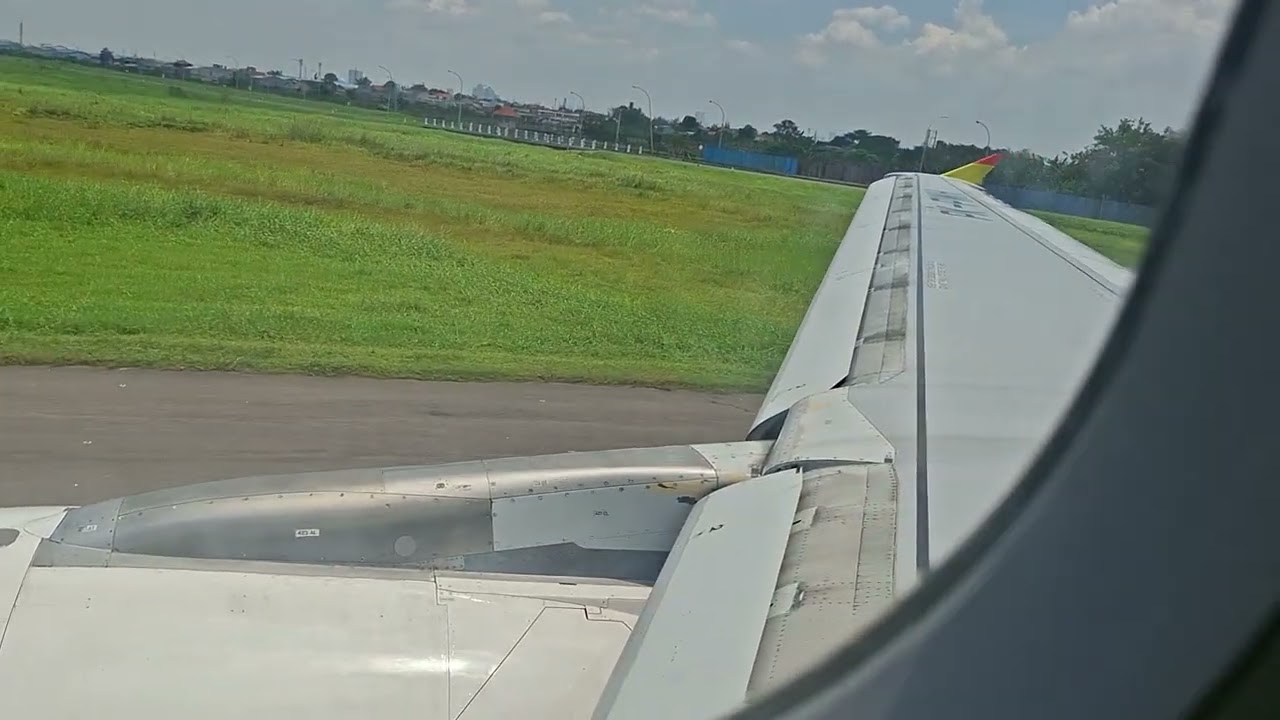 HD - Pelita Air Service Airbus A320-214 Pushback, Taxi and Taking off from Juanda Airport Surabaya