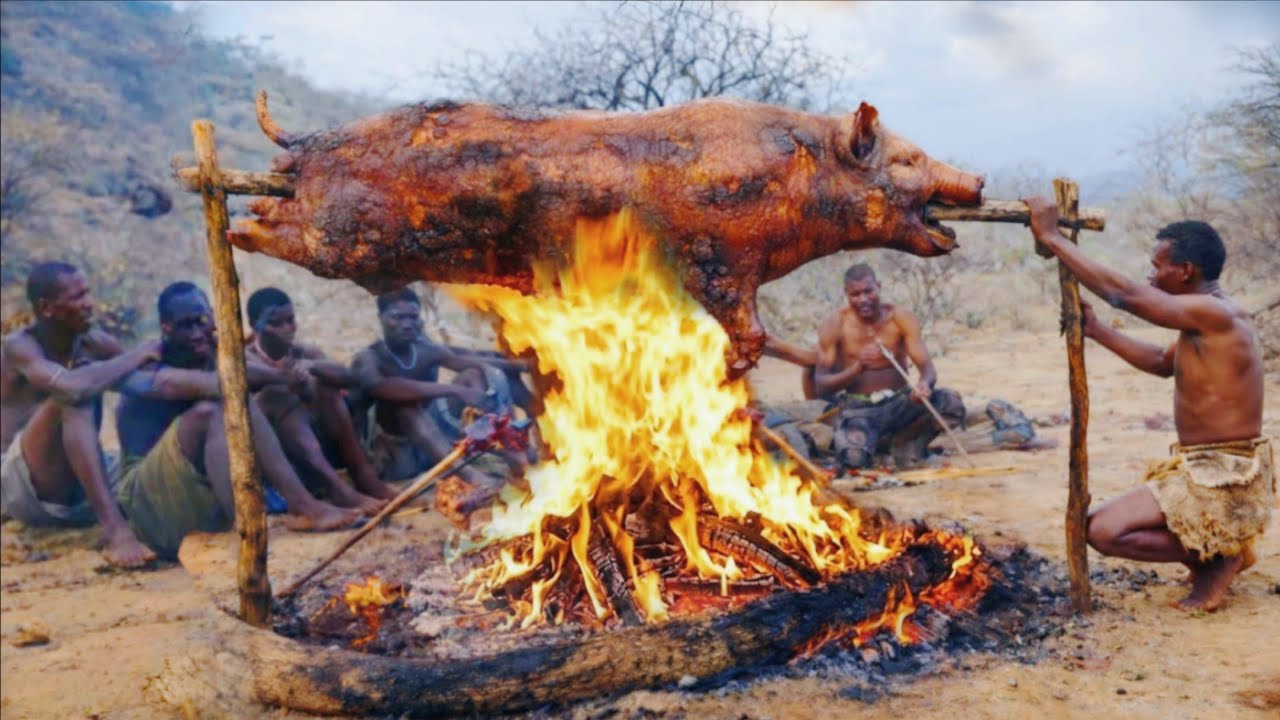 &ldquo;Roasting the Biggest Pig Ever! 🔥 Full Process&rdquo;