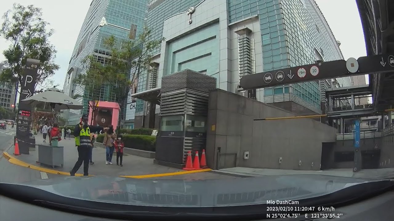台北101 地下停車場 Taipei 101 Parking lot B3 B4 台北市【開車在台灣 Driving in Taiwan】