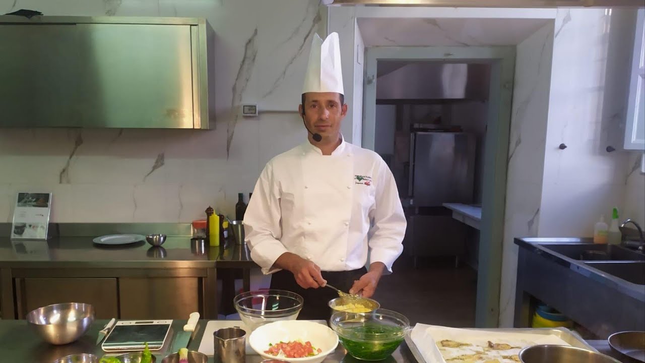 Italian Cuisine | Chef Martinelli:insalata di Cous cous con pomodori, cipollotti, peperone, acciughe