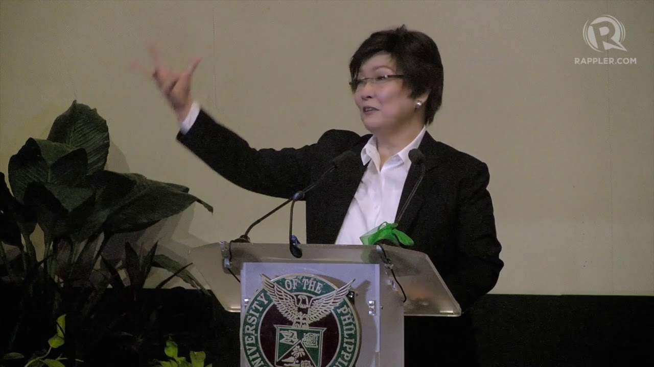 Tina Monzon-Palma receives UP Gawad Plaridel Award