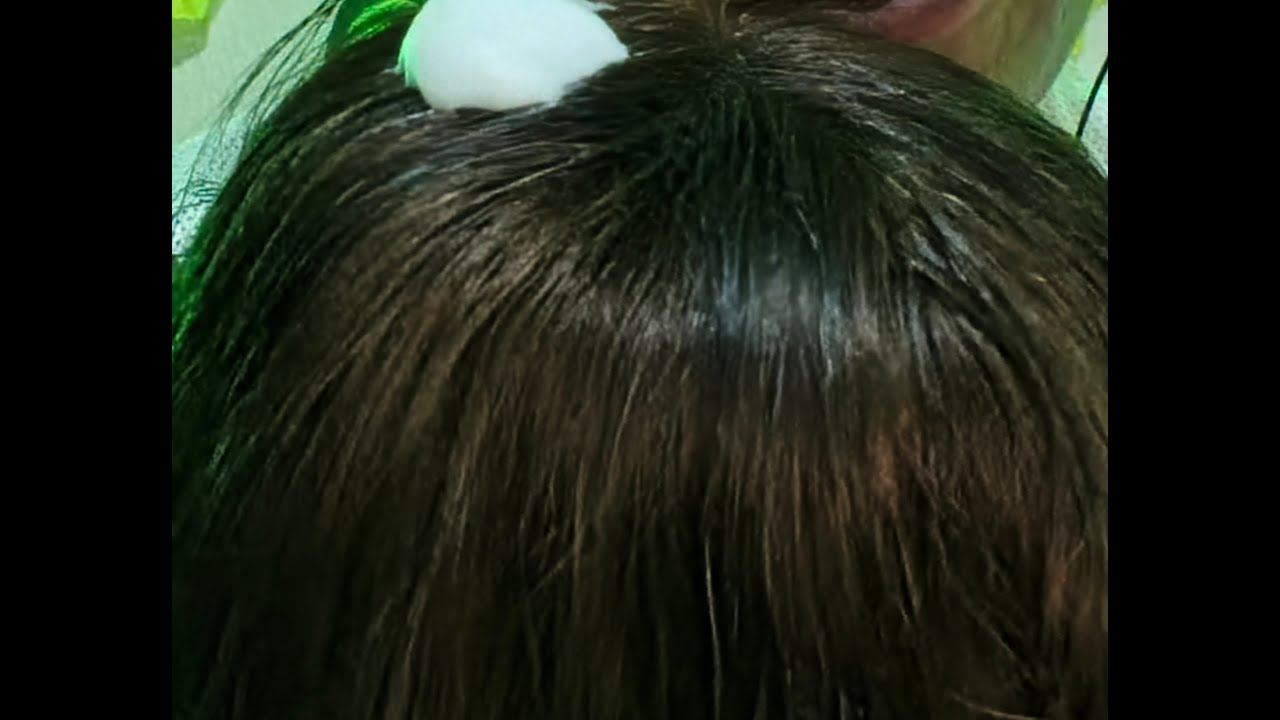 ASMR hair scratching sound