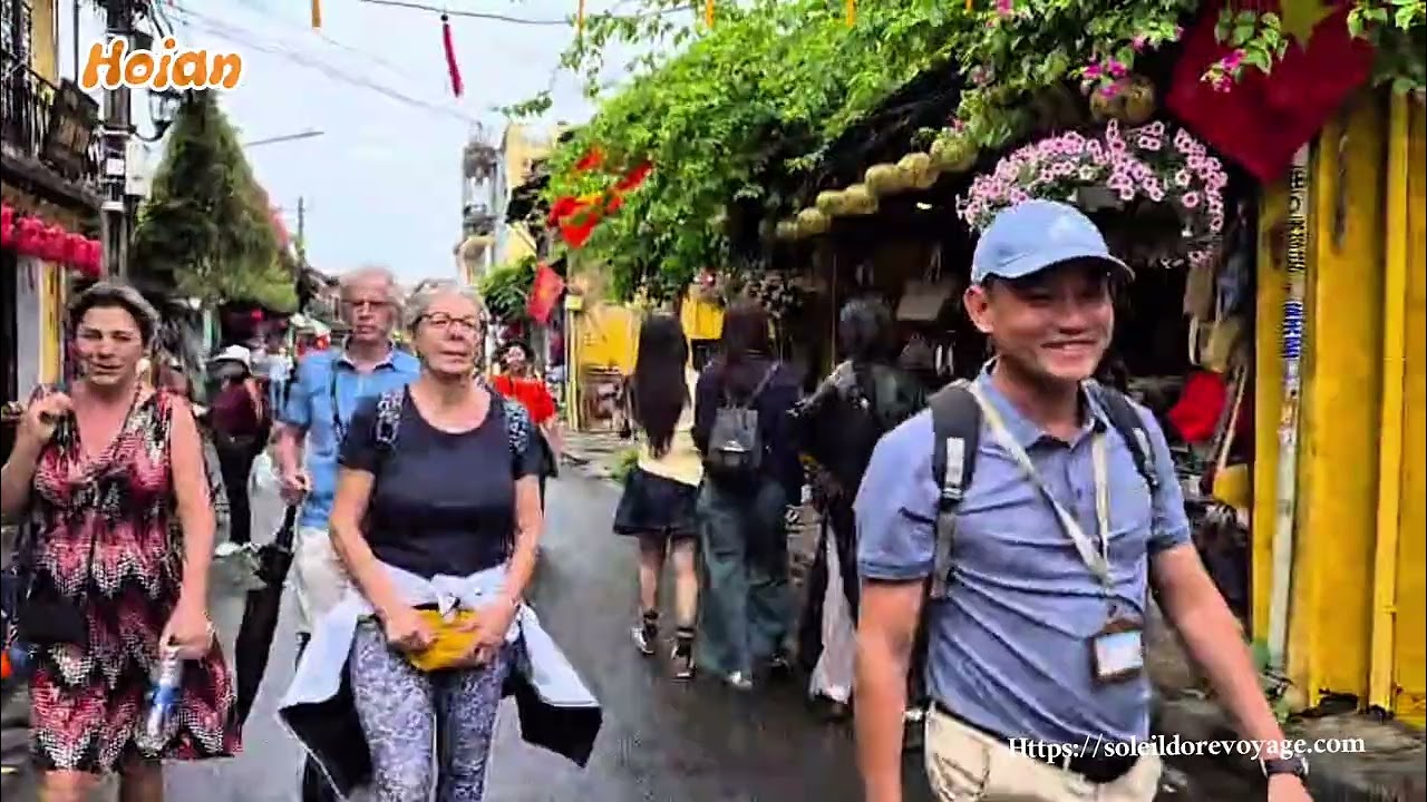 Centre du Vietnam avec An Nhuyen, Denis, Dominique et Marylène (https://soleildorevoyage.com)
