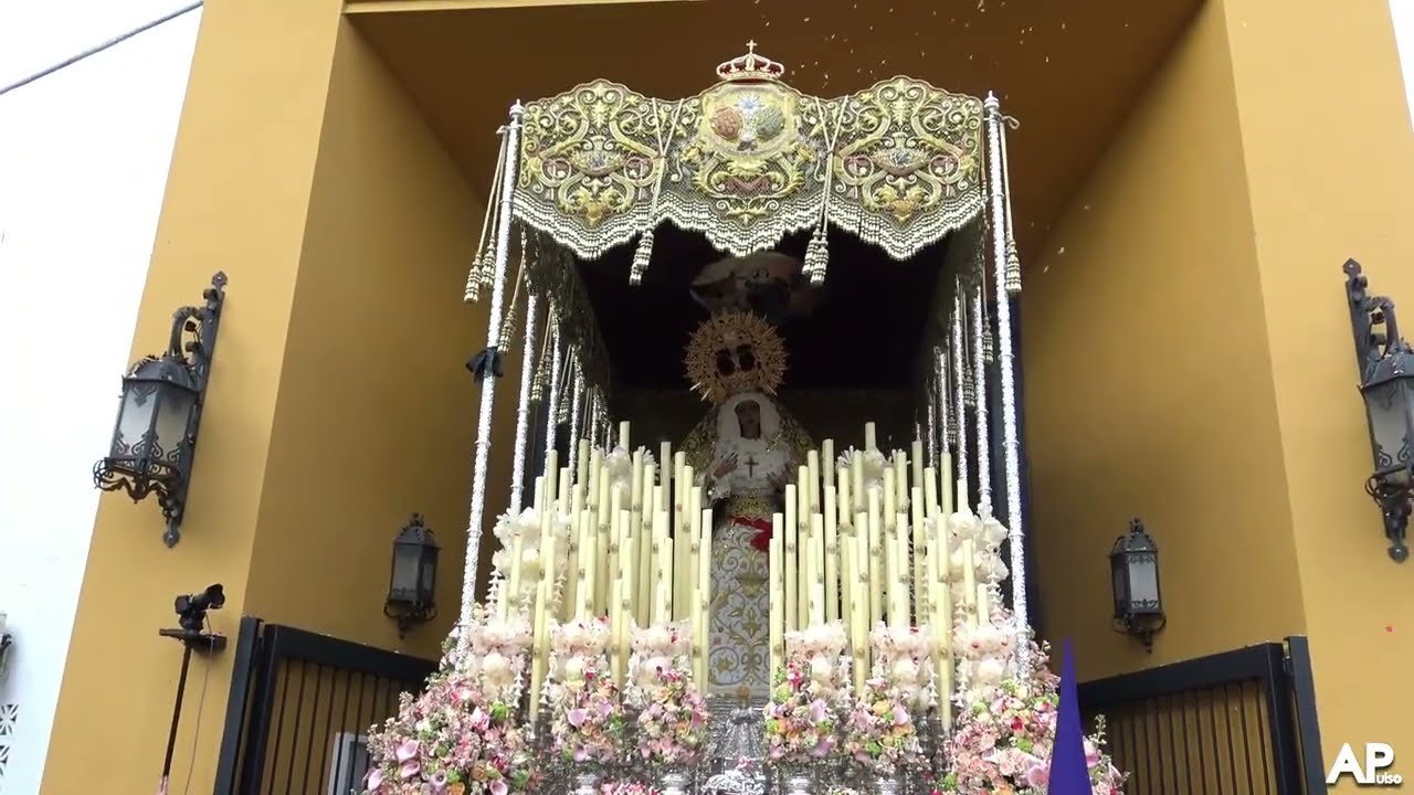 Salida de la Virgen del Amor de Pino Montano 2022 | Semana Santa Sevilla