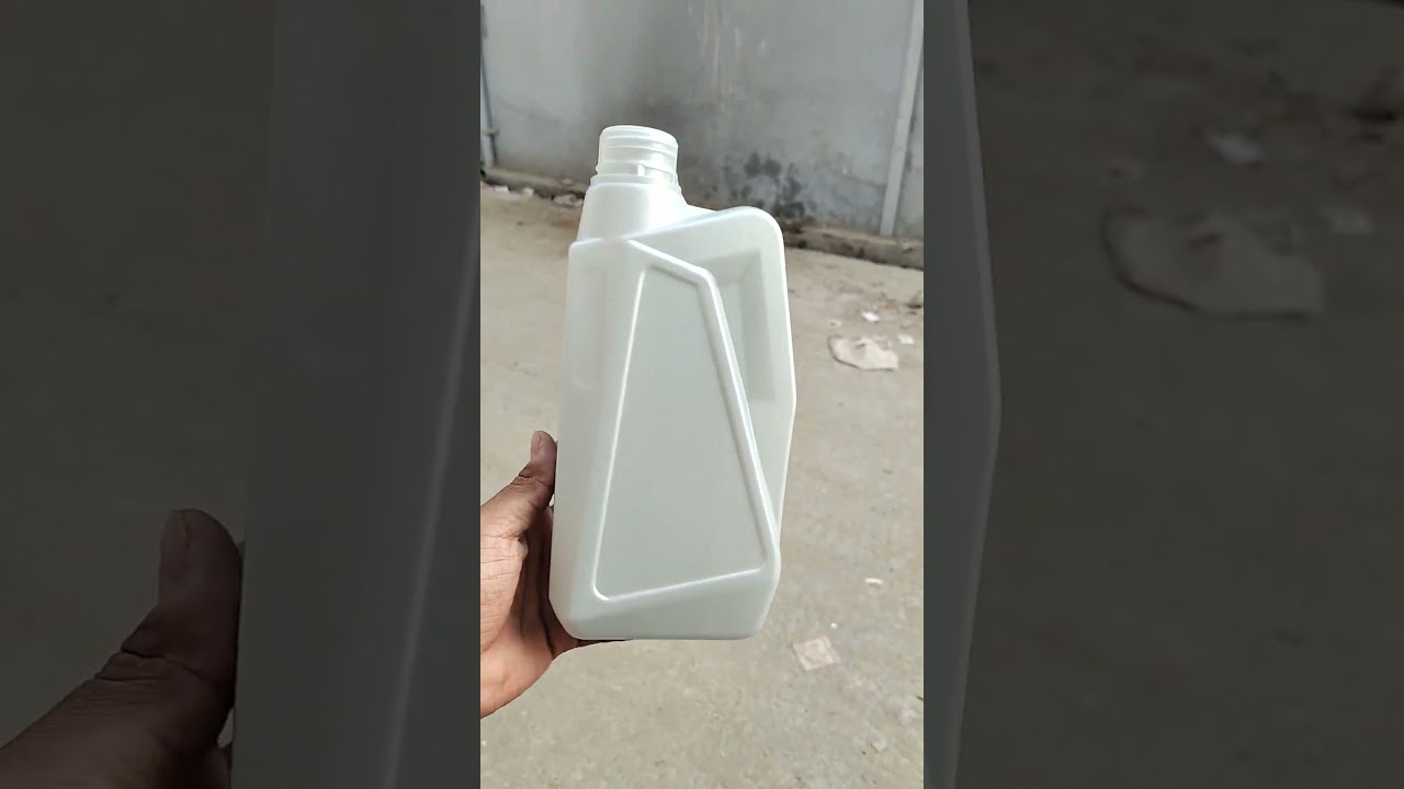 TRAINGLE TYPE LUBRICANT ENGINE OIL BOTTLE