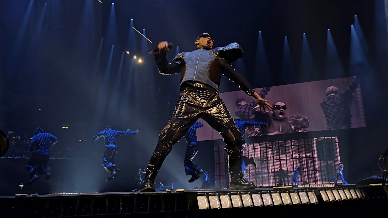 USHER - OMG / DJ GOT US FALLIN IN LOVE / SCREAM | Past Present Future tour | 4K Live in Berlin 04.05