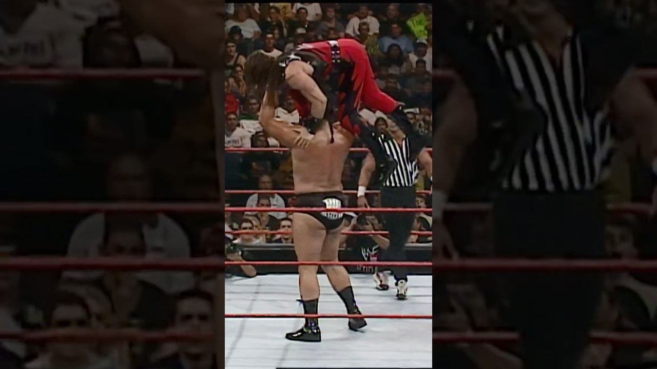 Big Show made this look too easy 💪🏼