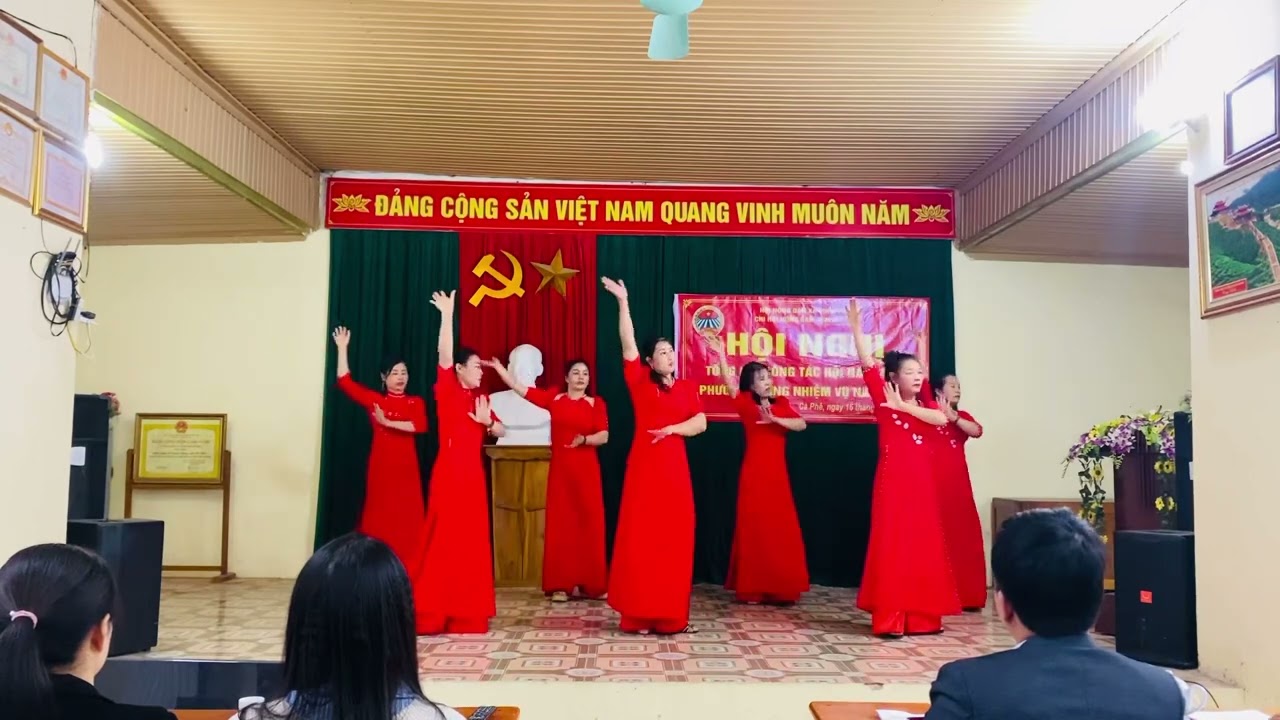 Bài ca nông thôn mới CLBVN xóm cà phê thể hiện