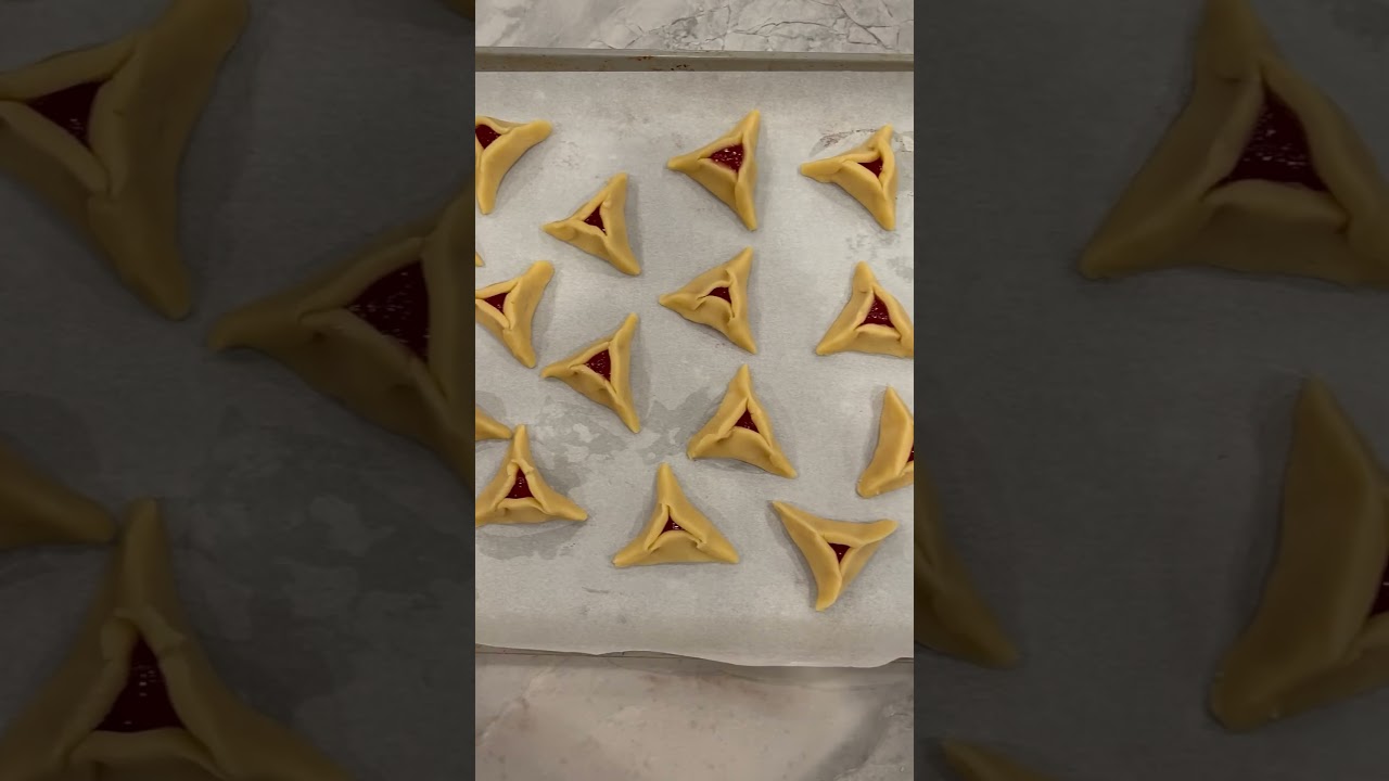 Best Hamantaschen Cookie Recipe!!! #Purim #Jewish #Kosher #Hamantaschen
