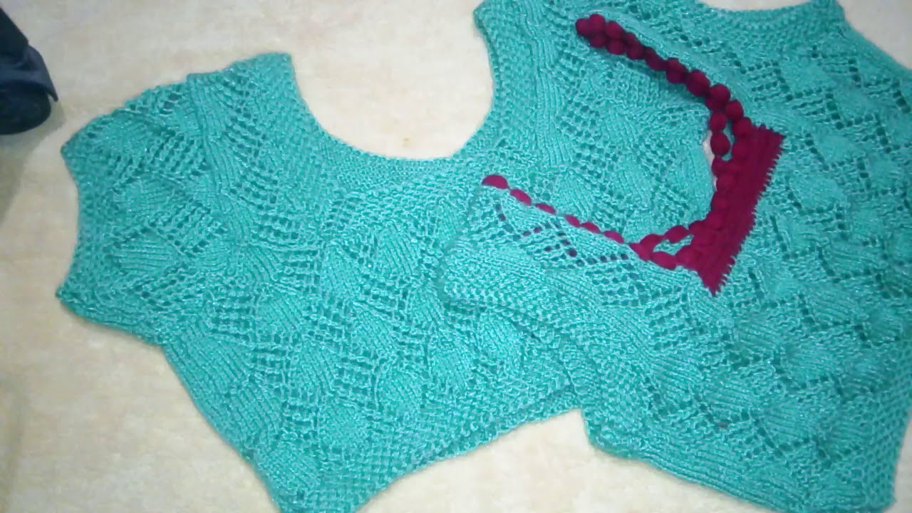 Knitted sleeves of blouse