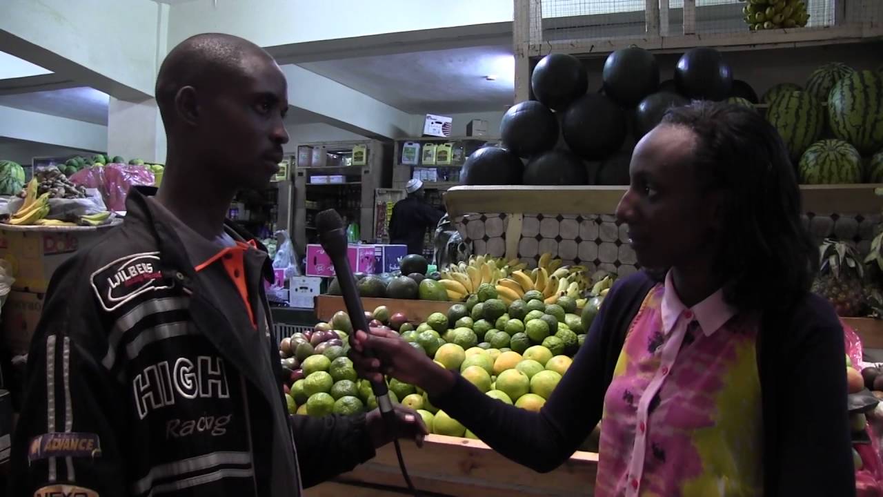 RSR; A visit To KIGALI CITY MARKET Fruit Sellers.